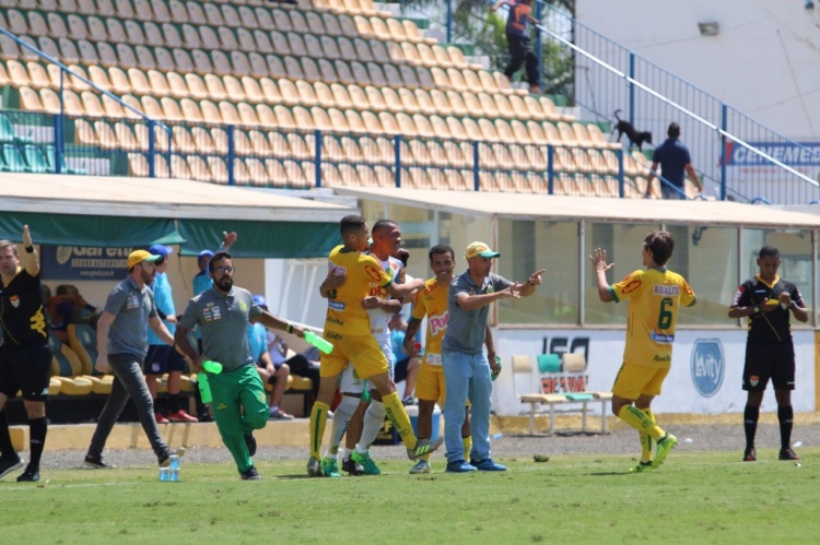 Mirassol tirou invencibilidade do Olímpia - Foto: Vinicius de Paula/Agência Mirassol FC