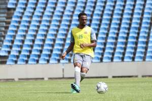 Série B: Sampaio Corrêa corre o risco de não ter zagueiros contra o líder