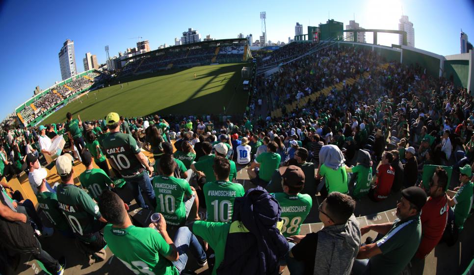 Chapecoense já vende ingressos para jogo de rodada atrasada com Atlético-PR