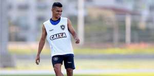 Após cobrança, Erik promete empenho para tirar Botafogo da má fase