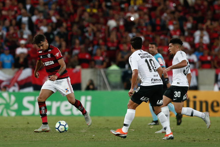 Maurício Barbieri espera acertar o Flamengo após clássico contra o Vasco