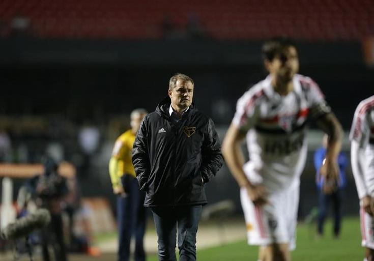 Diego Aguirre faz uma ótima campanha com o São Paulo no Brasileirão (Foto: DivigulçÃo/São Paulo FC)