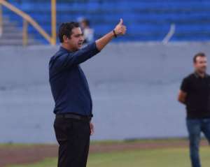 Série B: Marquinhos Santos alerta para troca de comando no Figueirense