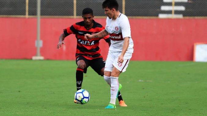 BRASILEIRO SUB 20: Vitória vence Inter e segue vivo na briga pela classificação