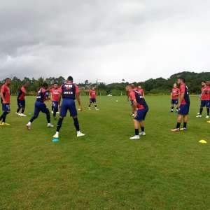 Em situação complicada na tabela, Paraná precisa da vitória para respirar no campeonato