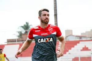 Série B: STJD aumenta punição e meia desfalca Vila Nova contra o Fortaleza