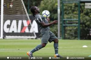 Larghi diz que mistério na escalação do Cruzeiro não afeta preparação do Atlético-MG