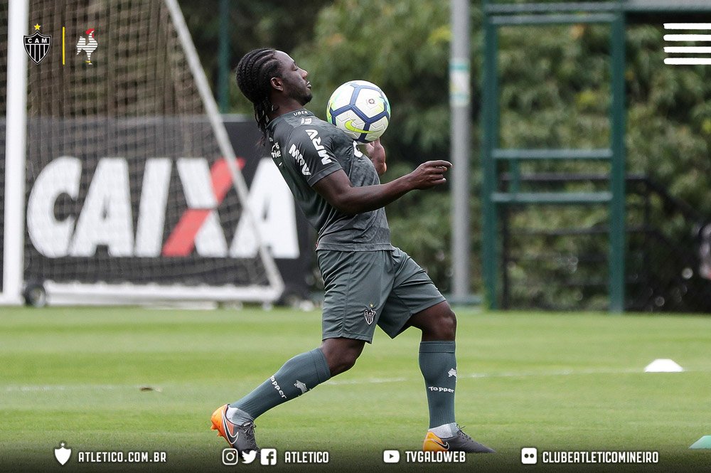 Larghi diz que mistério na escalação do Cruzeiro não afeta preparação do Atlético-MG