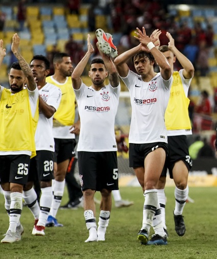 Dupla de ataque do Corinthians busca colocar fim a jejum de gols