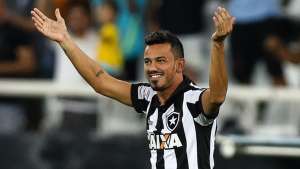 Rodrigo Lindoso desabafa após marcar gol da vitória do Botafogo