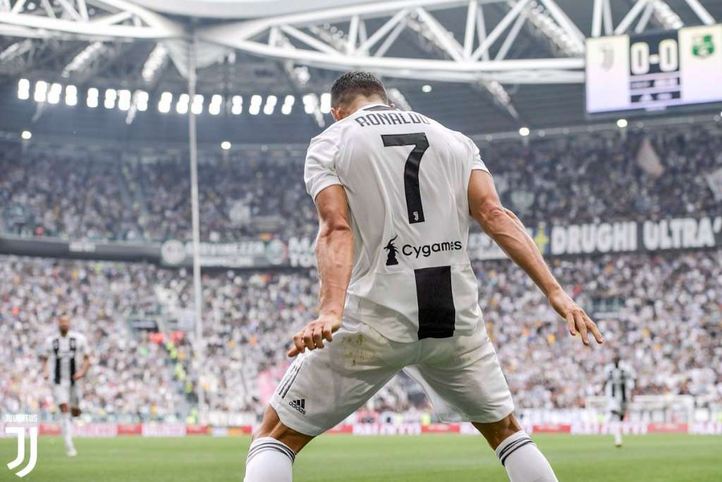 CR7 desencanta e marca dois na vitória da Juventus sobre o Sassuolo