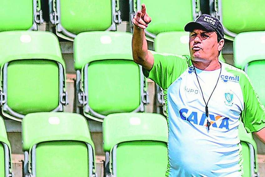 Adilson Batista pede desculpas à torcida do América após derrota