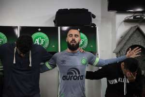 Jandrei recusa rótulo de herói da Chape e avisa: “Não conquistamos nada”