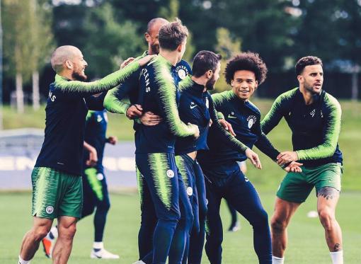 Liga dos Campeões: Agüero treina normalmente e deve reforçar o City na estreia