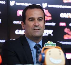 Lomba lança candidatura à presidência do Flamengo e garante Barbieri no comando