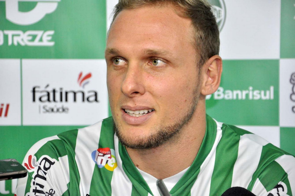 Série B: Micael comemora fim do jejum e faz apelo para torcida do Juventude