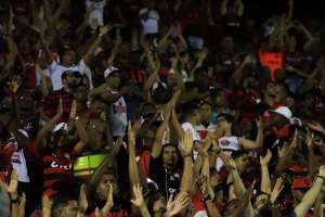 Vitória coloca ingresso a R$ 10 para duelo contra Botafogo no Barradão