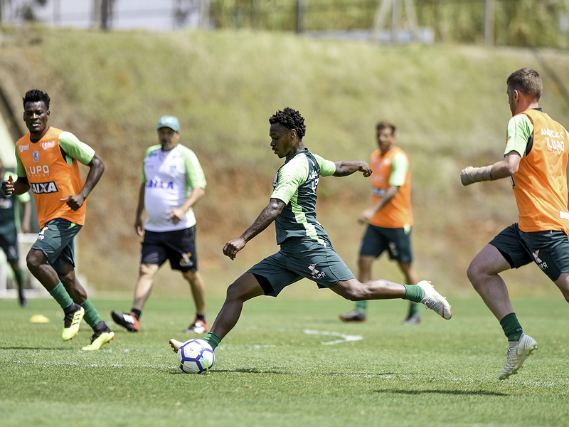 América-MG se reapresenta e inicia preparação para duelo contra o líder