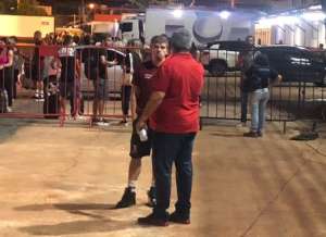 Série B: Adson Batista defende Júlio César, que recebeu cusparada de torcedor