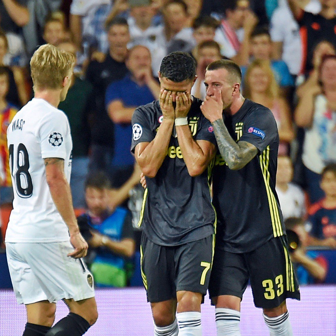 LIGA DOS CAMPEÕES: Ronaldo é expulso, mas Juventus bate Valencia na estreia