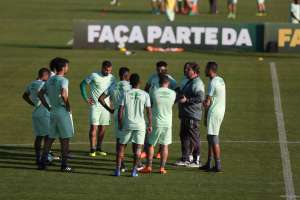 Rafael Thyere exalta evolução, mas quer Chape pensando na frente