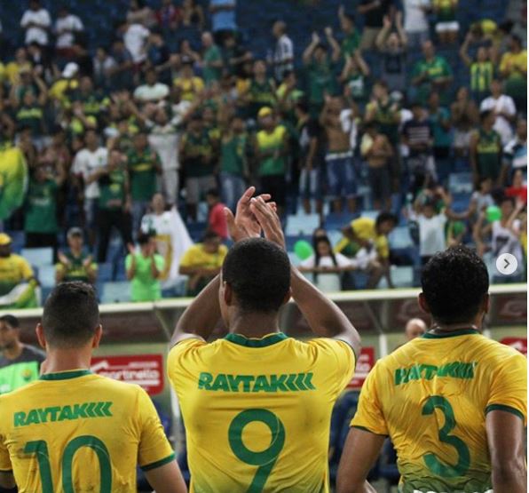 Torcida do Cuiabá esgota ingressos e final da Série C terá público de 41 mil