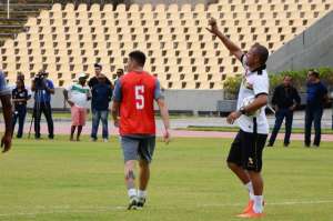 Série B: Sampaio Corrêa embarca para Florianópolis querendo os três pontos