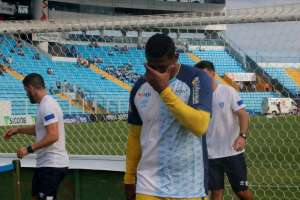 Série B: Aranha torce o tornozelo e vira dúvida no Avaí