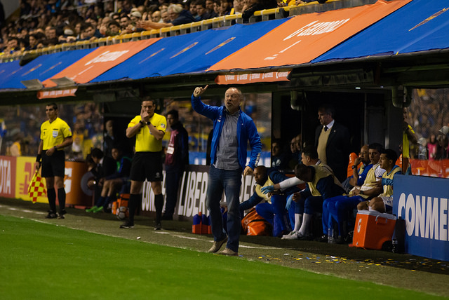 Libertadores: CBF cobra Conmebol por ‘erro grave’ em expulsão de Dedé e pede investigação