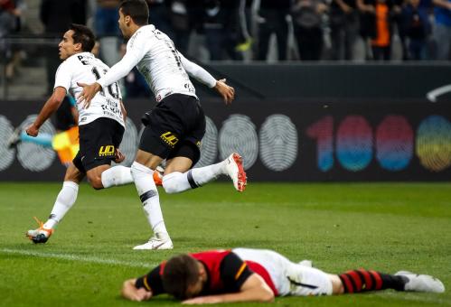 Corinthians vem de vitória apertada sobre o Sport por 2 a 1