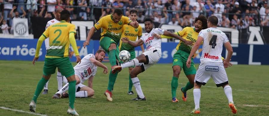 Primeiro jogo terminou empatado por 3 a 3. (Foto: José Tramontin / OFEC)