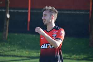 Série B: Vitinho mantém otimismo após segunda derrota do Atlético-GO