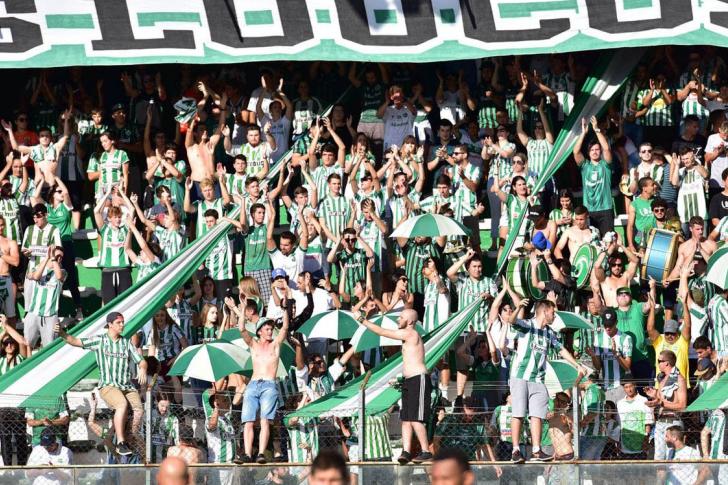 Denner pede apoio da torcida na partida contra o Londrina (Foto: Divulgação/EC Juventude)