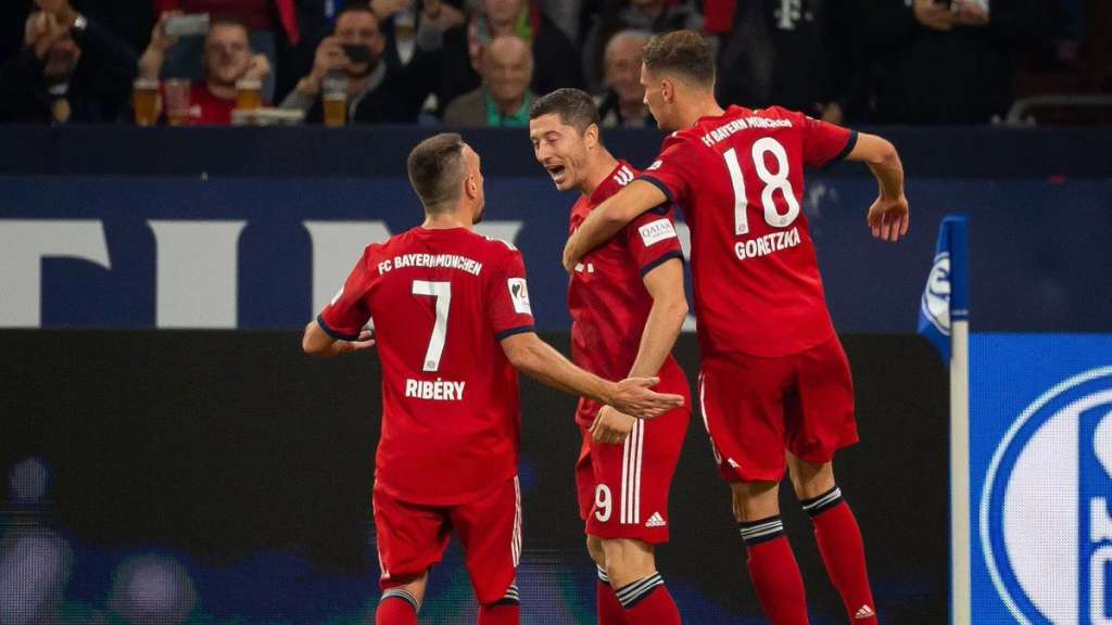 Bayern de Munique derrota Schalke 04 por 2 a 0