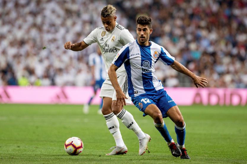 ESPANHOL: Com ajuda do VAR, Real Madrid vence Espanyol e dorme na liderança