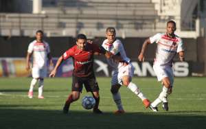 SÉRIE B: Ambulância rouba a cena, Guarani encosta, mas Avaí volta no G4