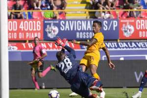 ITALIANO: Bologna ganha a primeira e aumenta a crise na Roma; Lazio goleia