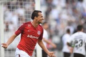 Apesar de não assumir a ponta, Internacional valoriza empate com Corinthians