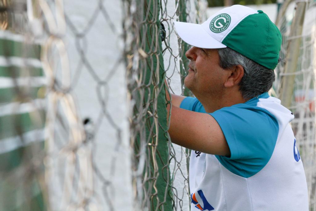 Série B: Ney Franco perde três titulares e estuda alternativas para escalar o Goiás