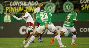 Chapecoense 1 x 2 Fluminense - Chape perde a segunda em casa e entra no Z4