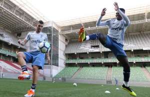 Moisés conta que elenco do Palmeiras se mobiliza para ajudar Deyverson