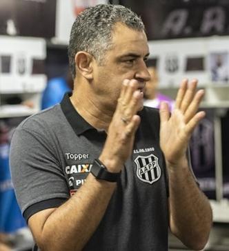 Chamusca dive a culpa na Ponte Preta Chamusca dive a culpa na Ponte Preta