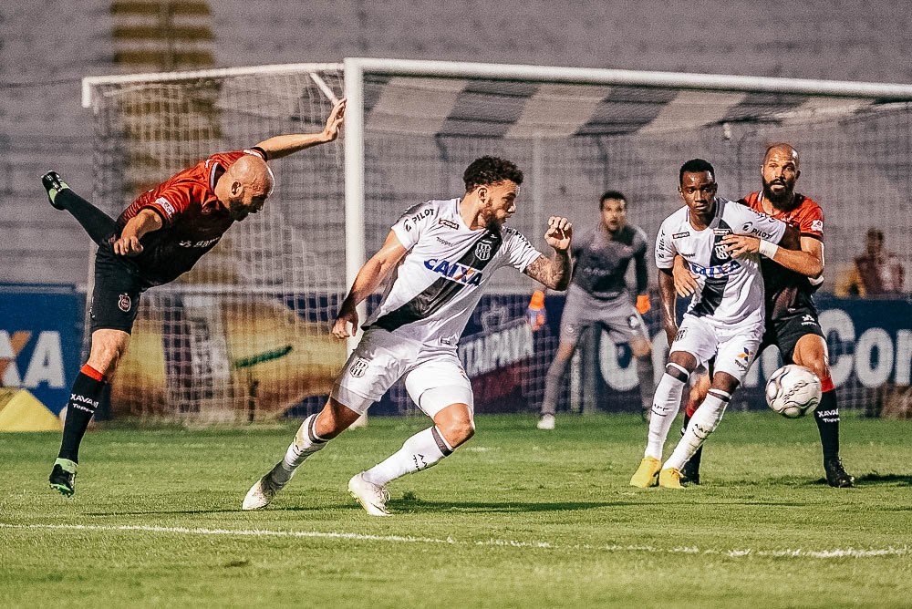 Ponte Preta perde para Brasil de Pelotas - Ponte Press