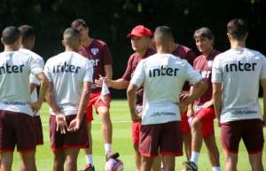Por 'rodagem', Aguirre empresta jogadores ao sub-23 do São Paulo