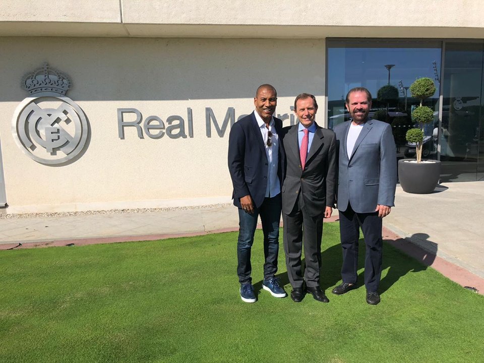 Reinaldo Carneiro Bastos e Mauro Silva visitam CT do Real Madrid