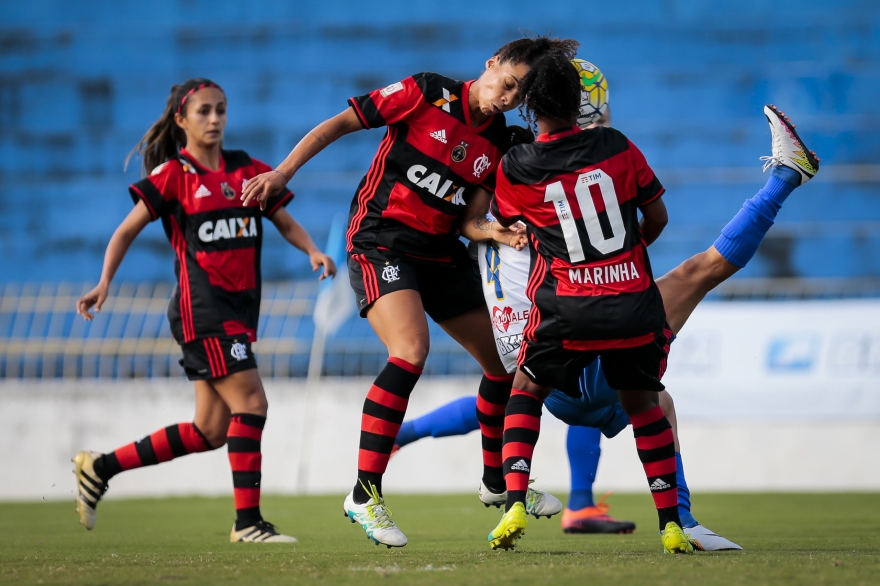 BRASILEIRO FEMININO: Clássico nacional e confronto do interior agitam semifinais