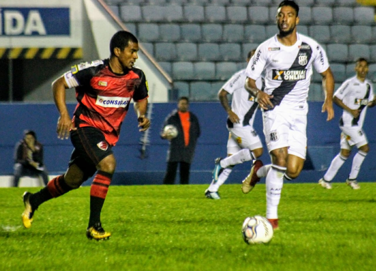 Série B: Mazinho comemora artilharia no Oeste após superar lesões