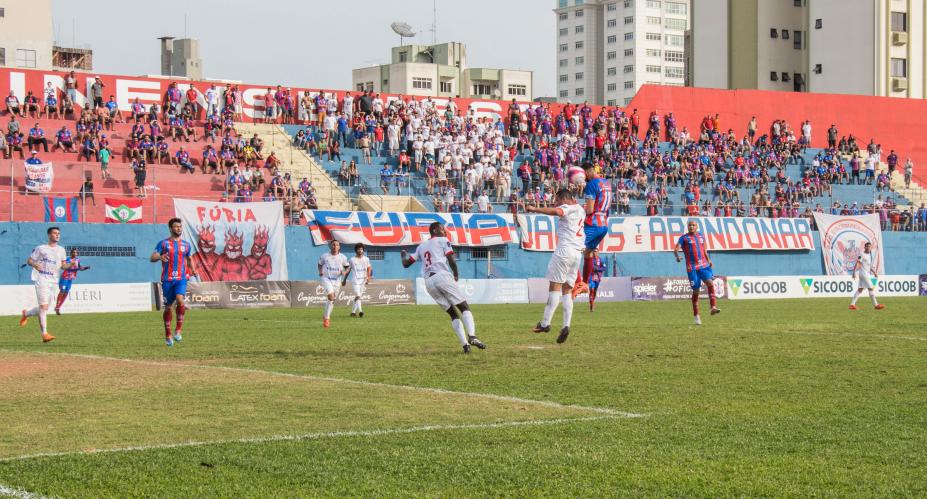 O Marcílio Dias vem de vitória na competição a agora mira a liderança (foto: Bruno Golembiewski/ Marcílio Dias)