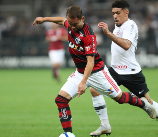 Após queda na Copa do Brasil, elenco do Flamengo mira título do Brasileirão