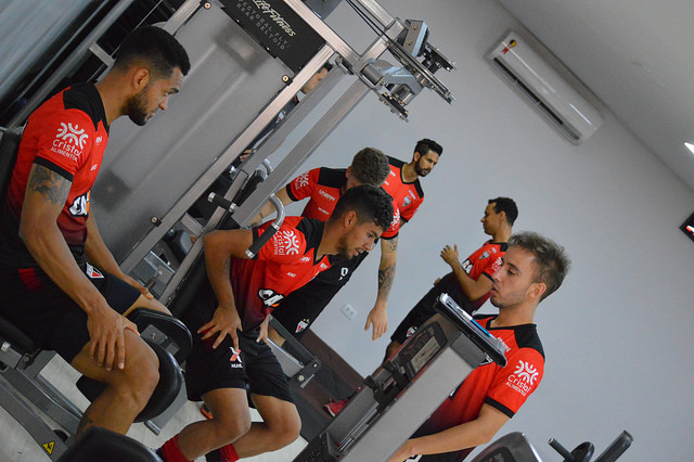 Série B: Atacante Thiago Santos deve fazer estreia no time titular do Atlético-GO